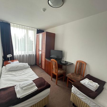 Auberge de jeunesse Plonia Economy à Szczecin Extérieur photo