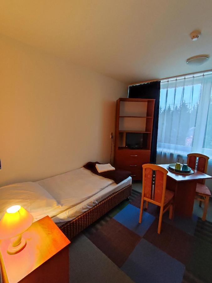 Auberge de jeunesse Plonia Economy à Szczecin Extérieur photo