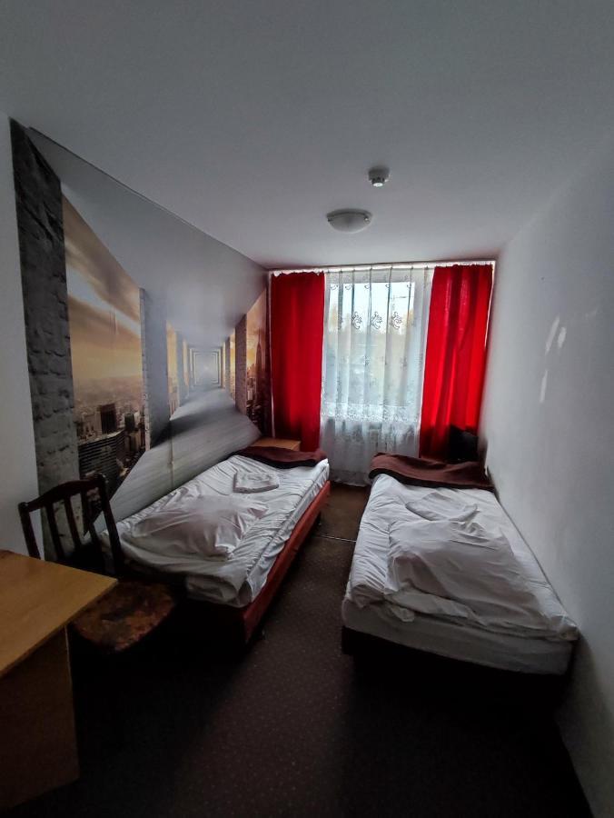 Auberge de jeunesse Plonia Economy à Szczecin Extérieur photo