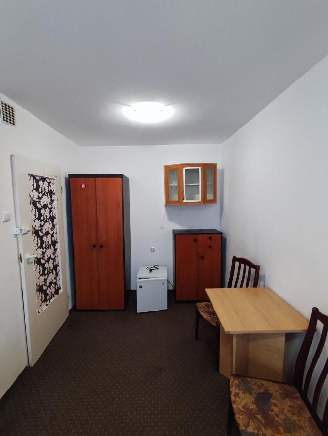 Auberge de jeunesse Plonia Economy à Szczecin Extérieur photo