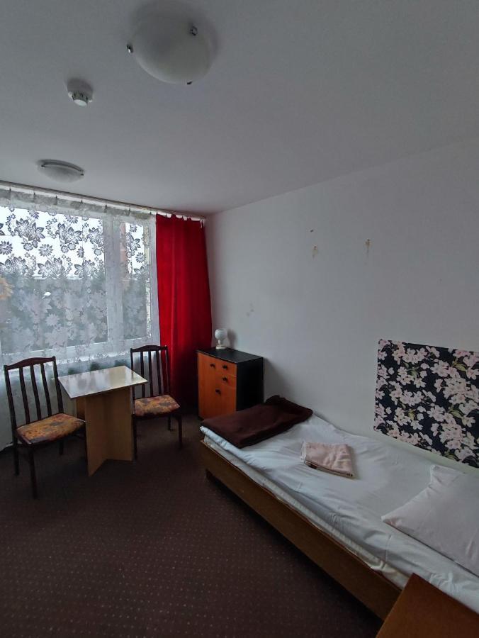 Auberge de jeunesse Plonia Economy à Szczecin Extérieur photo