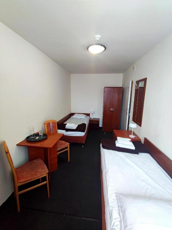 Auberge de jeunesse Plonia Economy à Szczecin Extérieur photo